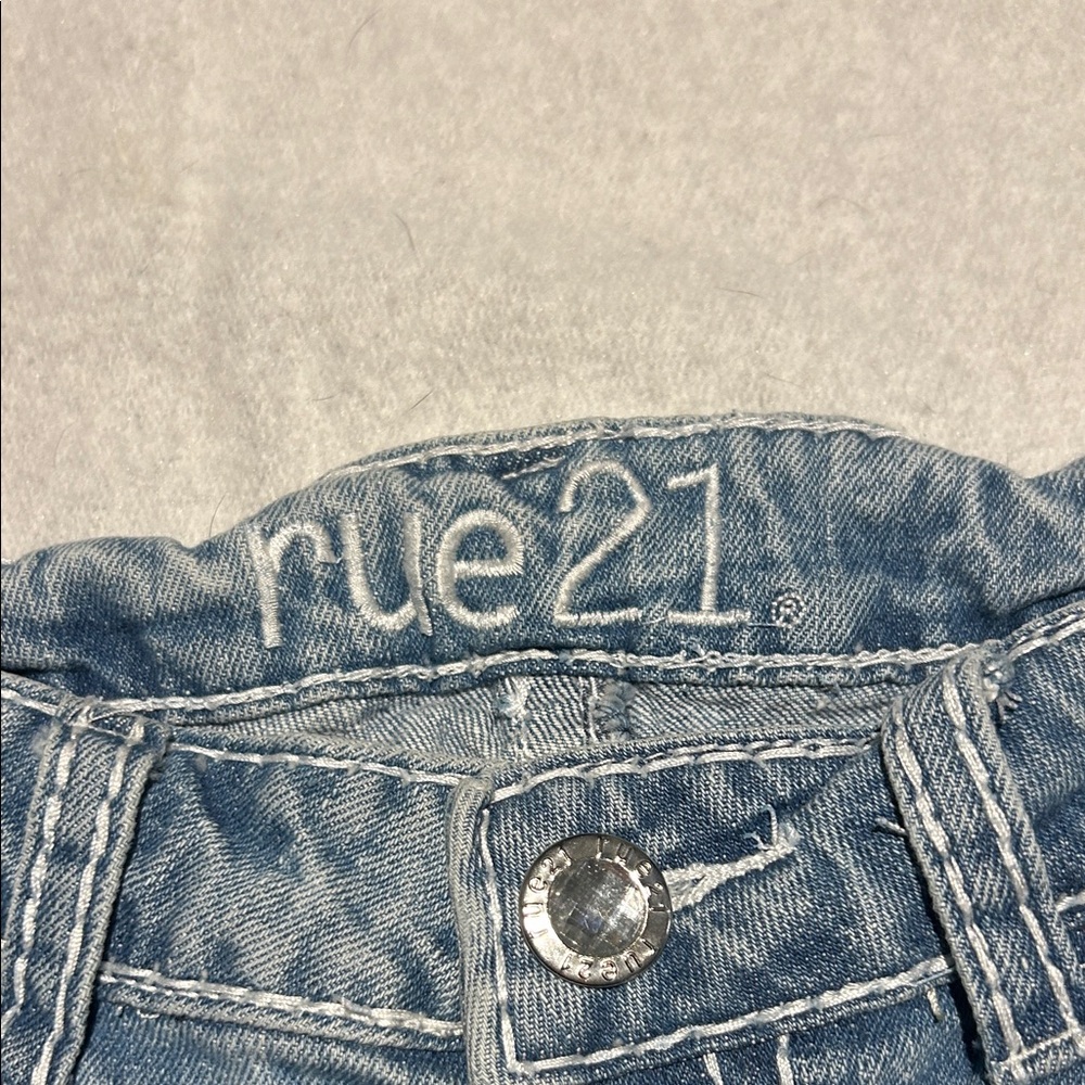 Rue21 Light Blue Distressed Straight Jeans - Picture 2 of 6